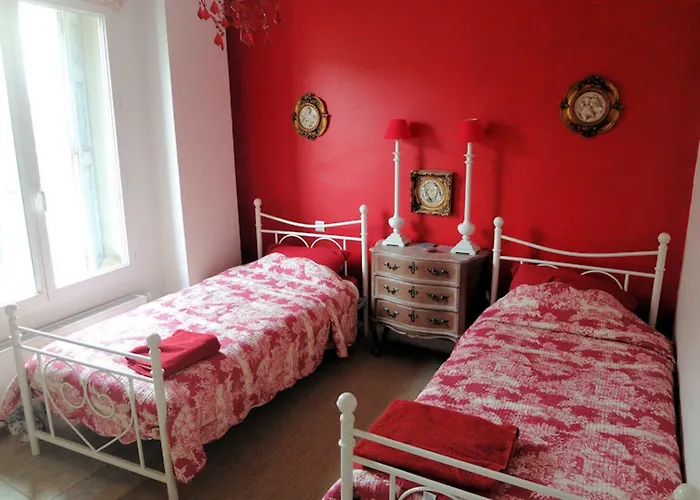 Pensión L Ancien Moulin A Huile Tuchan